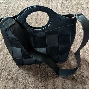 SHIRALEAH  Chicago —Elegant Black Tote Bag